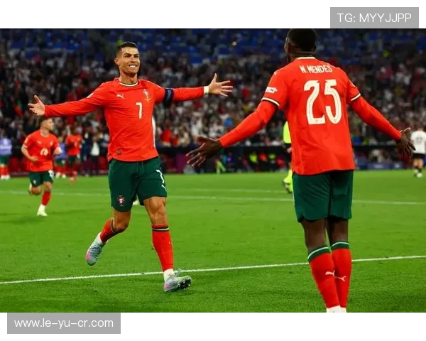 罗纳尔多：葡萄牙足球巨星的荣耀与奋斗之路